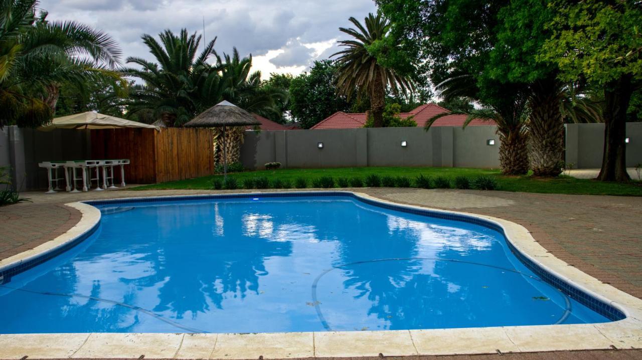 10 Tula Bed & Breakfast Welkom Ngoại thất bức ảnh
